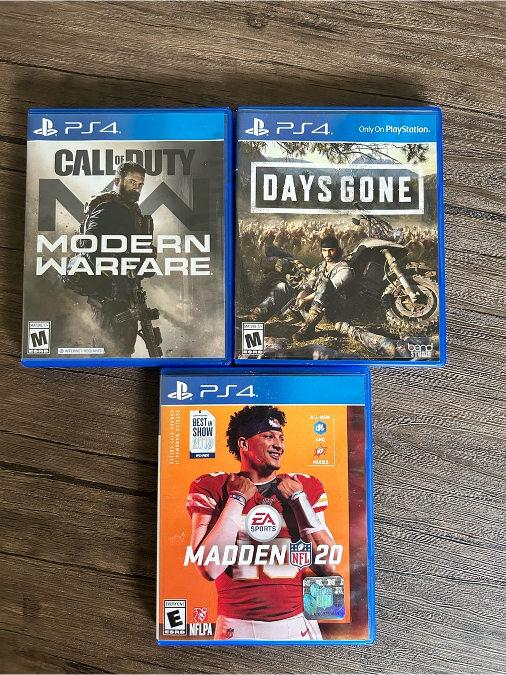 PS4 Game Bundle Call of Duty Modern Warfare Days Gone Madden NFL 20